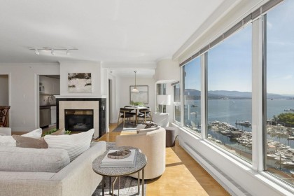 Photo 1 at 1602 - 535 Nicola Street, Coal Harbour, Vancouver West