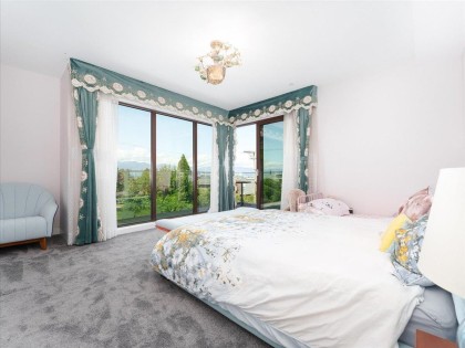 Photo 9 at 3011 W 27th Avenue, MacKenzie Heights, Vancouver West