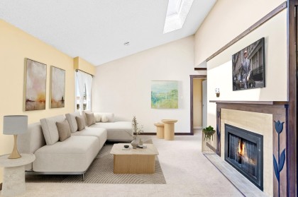 Photo 10 at 403 - 1340 Duchess Avenue, Ambleside, West Vancouver