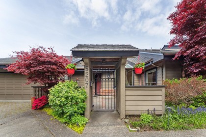 Photo 38 at 5207 Aspen Drive, Upper Caulfeild, West Vancouver