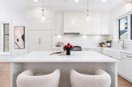Photo 8 at 531 W 61st Avenue, Marpole, Vancouver West