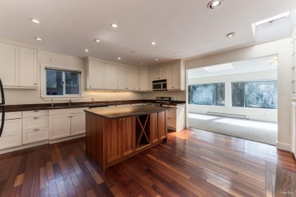 Photo 3 at 2146 W 33rd Avenue, Quilchena, Vancouver West