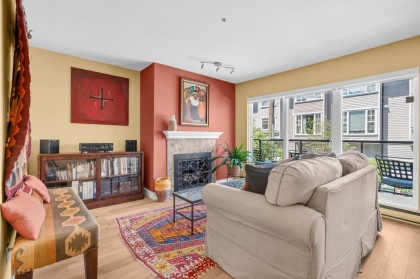 Photo 5 at 204 - 833 W 16th Avenue, Fairview VW, Vancouver West