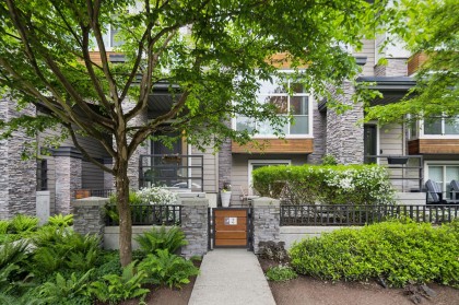 Photo 1 at 2 - 3025 Baird Road, Lynn Valley, North Vancouver
