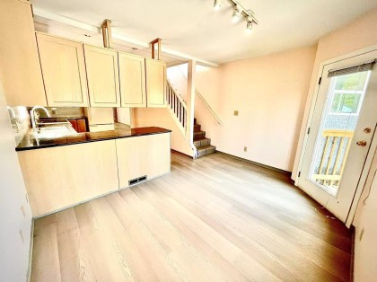 Photo 4 at 3857 W 18th Avenue, Vancouver West