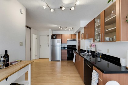 Photo 11 at 214 - 1330 Burrard Street, Downtown VW, Vancouver West