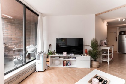 Photo 4 at 214 - 1330 Burrard Street, Downtown VW, Vancouver West
