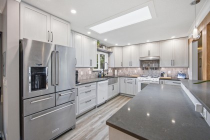 Photo 4 at 944 Tollcross Road, Windsor Park NV, North Vancouver