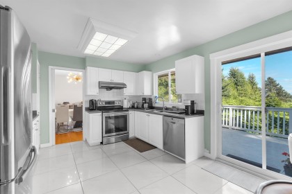 Photo 7 at 670 St. Andrews Road, British Properties, West Vancouver