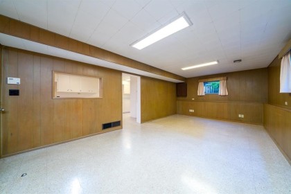Photo 16 at 2870 Thorncliffe Drive, Edgemont, North Vancouver