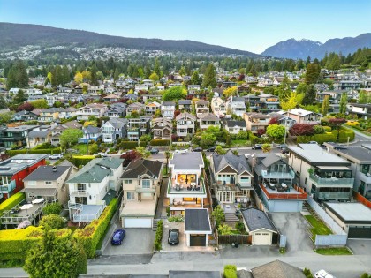 Photo 25 at 1236 Duchess Avenue, Ambleside, West Vancouver