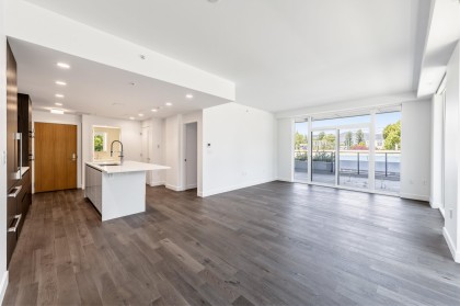 Photo 2 at 204 - 2888 Arbutus Street, Kitsilano, Vancouver West