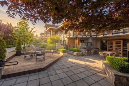 Photo 14 at 218 - 3220 Connaught Crescent, Edgemont, North Vancouver