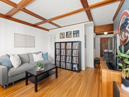 Photo 4 at 304 - 1975 Pendrell Street, West End VW, Vancouver West
