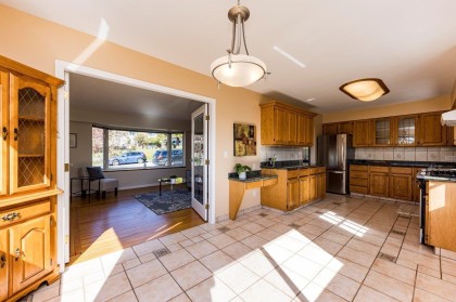 Photo 7 at 2094 Viewlynn Drive, Westlynn, North Vancouver