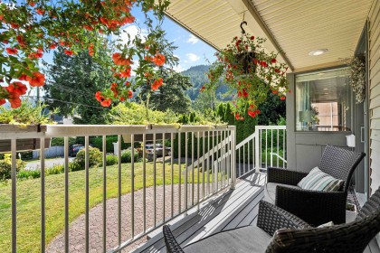 Photo 12 at 6422 Douglas Street, Horseshoe Bay WV, West Vancouver