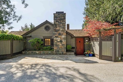 Photo 3 at 6054 Gleneagles Drive, Gleneagles, West Vancouver