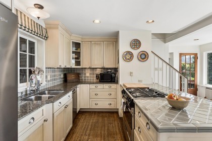 Photo 9 at 6054 Gleneagles Drive, Gleneagles, West Vancouver