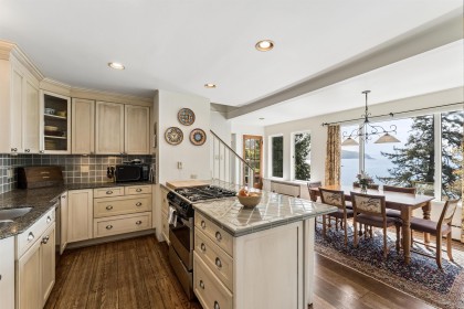 Photo 8 at 6054 Gleneagles Drive, Gleneagles, West Vancouver