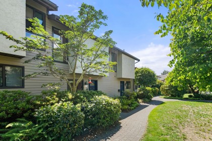Photo 33 at 18 - 220 E 11th Street, Central Lonsdale, North Vancouver