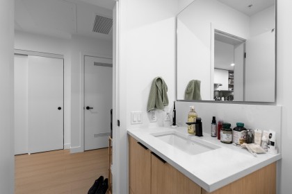 Photo 17 at 317 - 422 E 3rd Street, Lower Lonsdale, North Vancouver