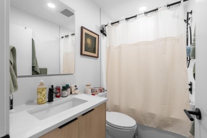 Photo 16 at 317 - 422 E 3rd Street, Lower Lonsdale, North Vancouver