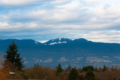 Photo 1 at 3311 Quesnel Drive, Dunbar, Vancouver West