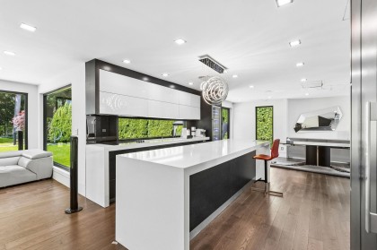 Photo 6 at 4577 Capilano Road, Canyon Heights NV, North Vancouver