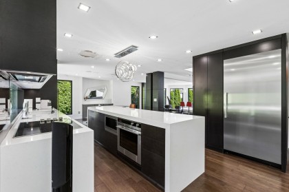 Photo 5 at 4577 Capilano Road, Canyon Heights NV, North Vancouver