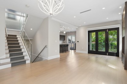 Photo 7 at 4481 W 15th Avenue, Point Grey, Vancouver West