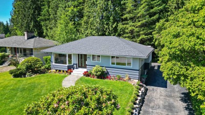 Photo 1 at 3581 Bluebonnet Road, Edgemont, North Vancouver