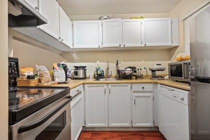 Photo 13 at 402 - 1350 Comox Street, West End VW, Vancouver West