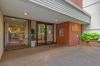Photo 3 at 402 - 1350 Comox Street, West End VW, Vancouver West