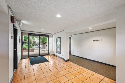 Photo 4 at 402 - 1350 Comox Street, West End VW, Vancouver West