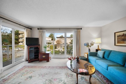 Photo 3 at 202 - 1066 W 13th Avenue, Fairview VW, Vancouver West