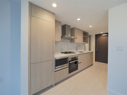 Photo 12 at 801 - 1768 Cook Street, False Creek, Vancouver West