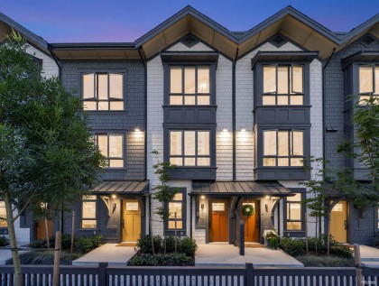 Photo 1 at 103 - 2320 Emery Court, Lynn Valley, North Vancouver