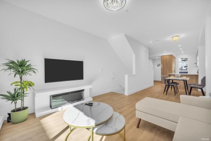 Photo 10 at 103 - 2320 Emery Court, Lynn Valley, North Vancouver