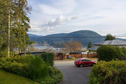 Photo 16 at 873 Baycrest Drive, Dollarton, North Vancouver