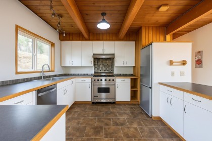 Photo 3 at 873 Baycrest Drive, Dollarton, North Vancouver