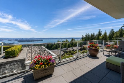 Photo 3 at PH2 - 2200 Chippendale Road, Whitby Estates, West Vancouver