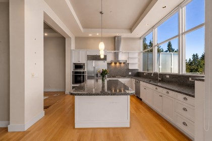 Photo 21 at PH2 - 2200 Chippendale Road, Whitby Estates, West Vancouver