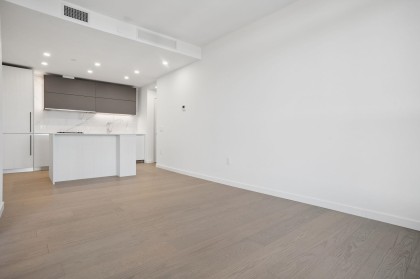 Photo 7 at 608 - 8415 Granville Street, S.W. Marine, Vancouver West