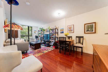 Photo 7 at 304 - 1295 Richards Street, Vancouver West