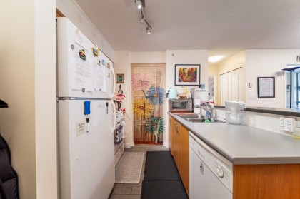 Photo 10 at 304 - 1295 Richards Street, Vancouver West