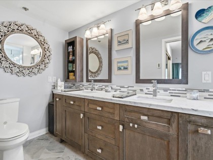 Photo 14 at 201 - 3220 W 4th Avenue, Kitsilano, Vancouver West
