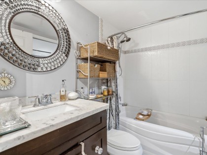 Photo 18 at 201 - 3220 W 4th Avenue, Kitsilano, Vancouver West