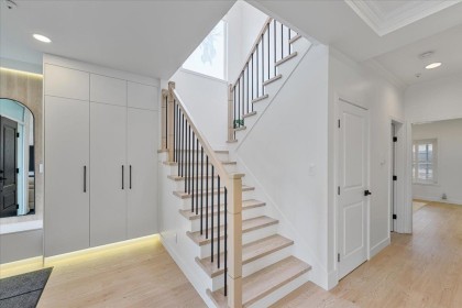 Photo 5 at 817 W 60th Avenue, Marpole, Vancouver West