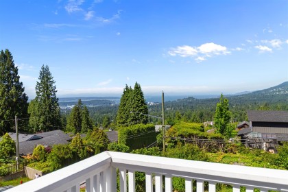 Photo 12 at 186 E Braemar Road, Upper Lonsdale, North Vancouver
