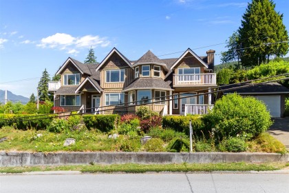 Photo 26 at 186 E Braemar Road, Upper Lonsdale, North Vancouver